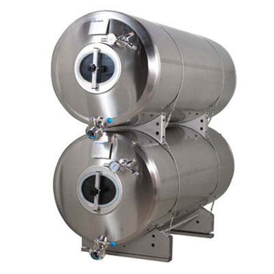 Cylindrical pressure storage tanks, horizontal, insulated